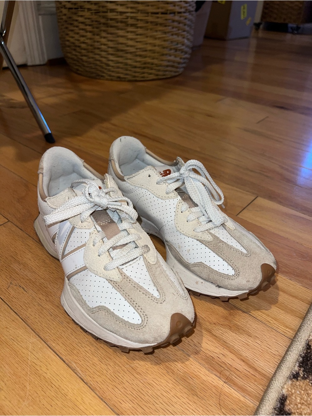New Balance 327s Sneakers in White and Tan
